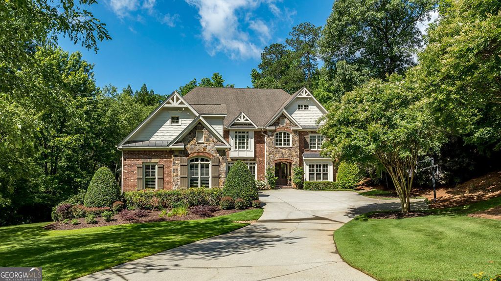 5284 Vernon Springs Trail NW, Sandy Springs, GA 30327