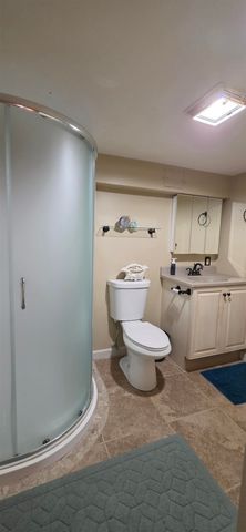 42 Old Wellington Road, Manchester, NH 03104