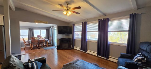 42 Old Wellington Road, Manchester, NH 03104