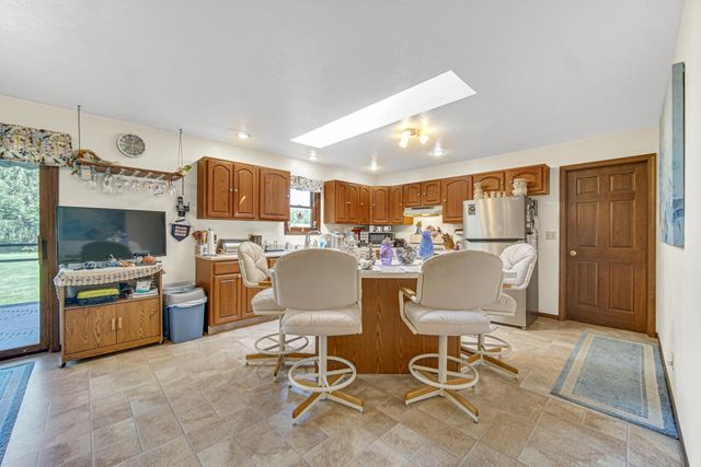 2895 S Collins Drive, La Porte, IN 46350