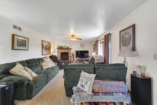 2895 S Collins Drive, La Porte, IN 46350