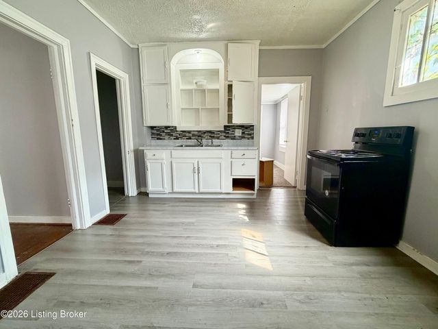 2411 Elliott Ave, Louisville, KY 40211