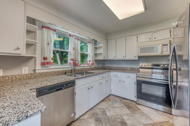 329 Old Stage Trail, Bristol, TN 37620