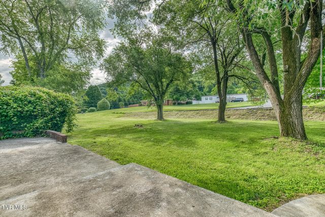 329 Old Stage Trail, Bristol, TN 37620