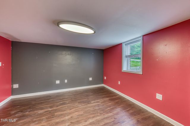 329 Old Stage Trail, Bristol, TN 37620