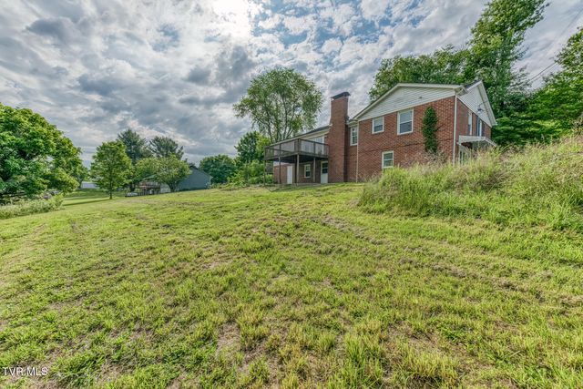 329 Old Stage Trail, Bristol, TN 37620