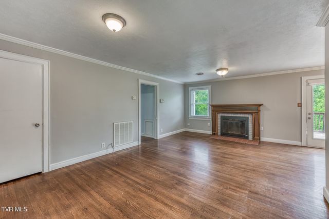 329 Old Stage Trail, Bristol, TN 37620