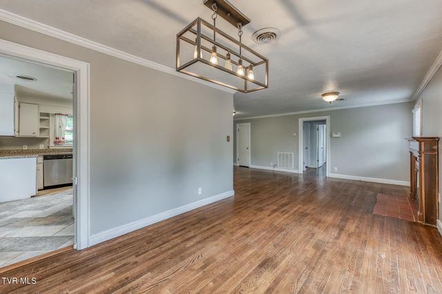 329 Old Stage Trail, Bristol, TN 37620