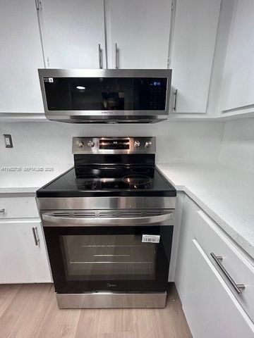 1072 W 79th St 32, Hialeah, FL 33014