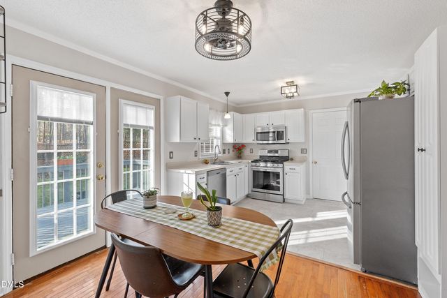 105 Hollowed Court, Holly Springs, NC 27540