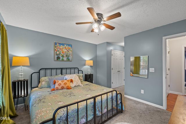 105 Hollowed Court, Holly Springs, NC 27540