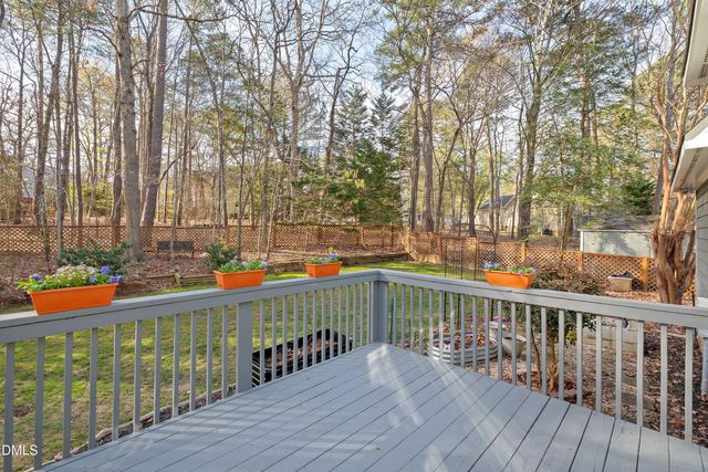 105 Hollowed Court, Holly Springs, NC 27540