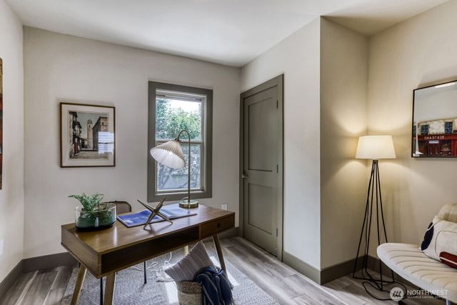4582 22nd Avenue SW, Seattle, WA 98106