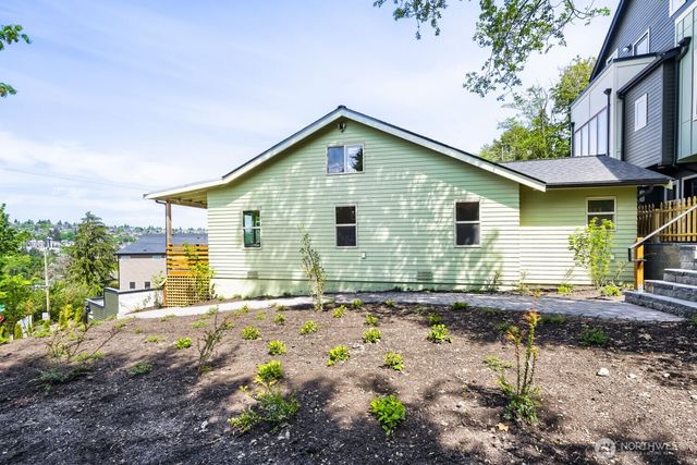 4582 22nd Avenue SW, Seattle, WA 98106