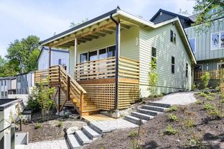 4582 22nd Avenue SW, Seattle, WA 98106