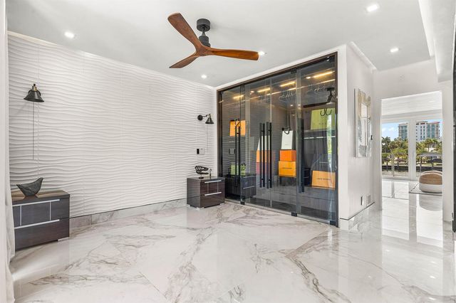 65 SE Spanish Trail 2070, Boca Raton, FL 33432