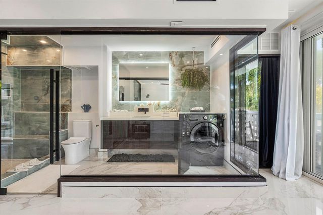 65 SE Spanish Trail 2070, Boca Raton, FL 33432