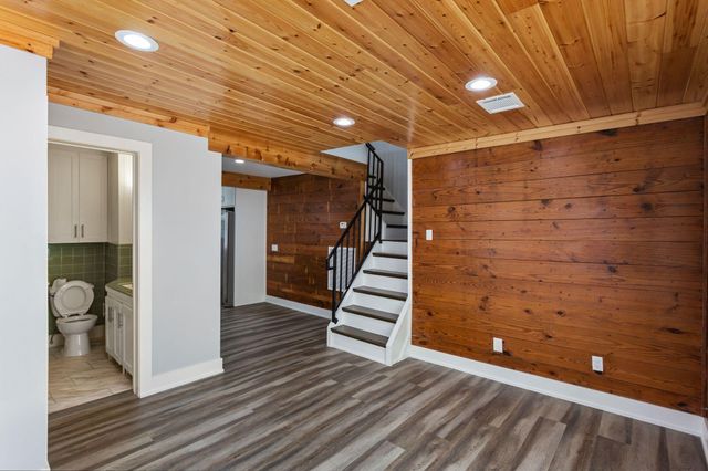 2005 Portsmouth Street B, Houston, TX 77098