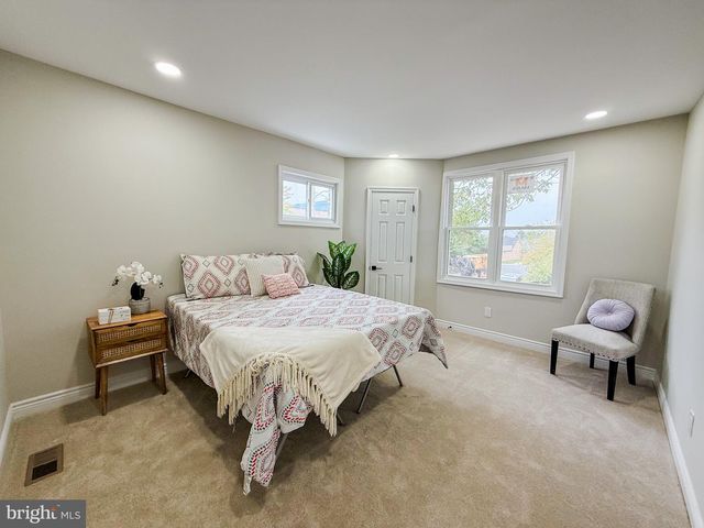 16 W 38TH STREET, Wilmington, DE 19802