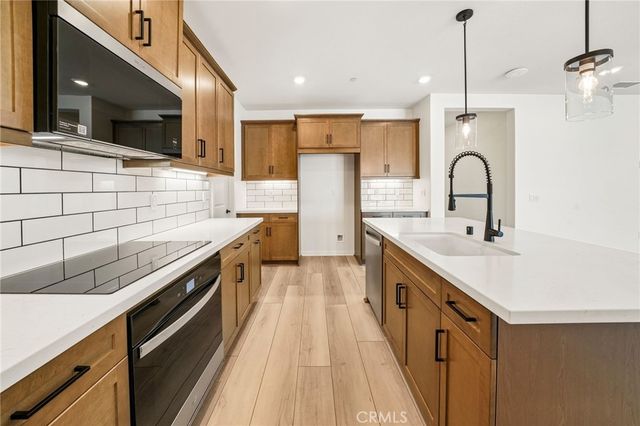 27114 Denali Court, Corona, CA 92883