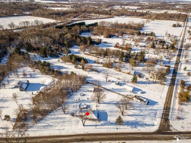 8485 S Stoney Creek Road, Carleton, MI 48117