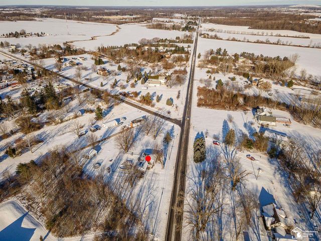 8485 S Stoney Creek Road, Carleton, MI 48117