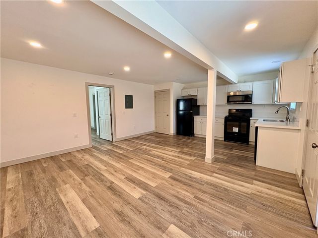 1470 3rd Street 2, La Verne, CA 91750