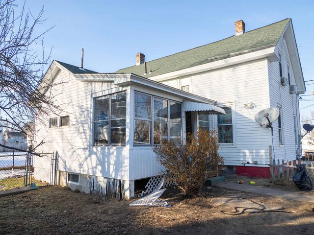 17-19 Upham Street, Rochester, NH 03867