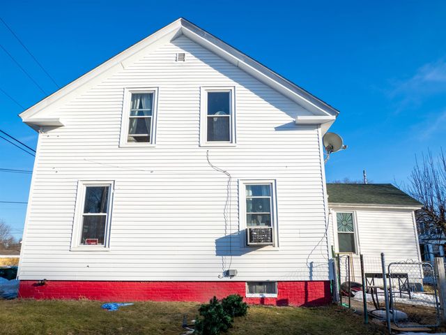 17-19 Upham Street, Rochester, NH 03867