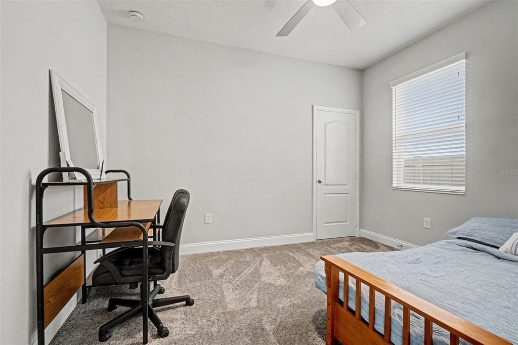 Image 22 of property listing at 6035 MONTEREY CYPRESS TRAIL, Sanford, FL 32773