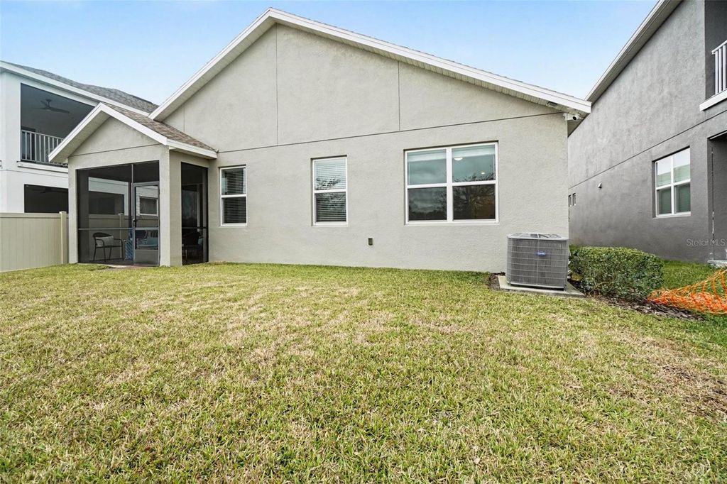 Image 25 of property listing at 6035 MONTEREY CYPRESS TRAIL, Sanford, FL 32773