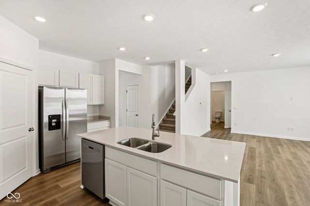 60 Benfield Drive, Whiteland, IN 46184