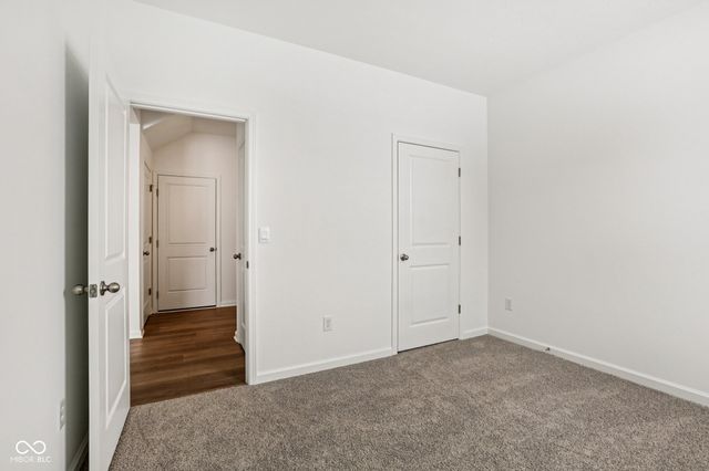 60 Benfield Drive, Whiteland, IN 46184