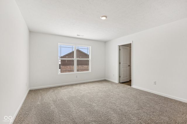 60 Benfield Drive, Whiteland, IN 46184