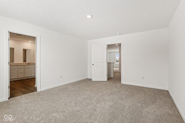 60 Benfield Drive, Whiteland, IN 46184