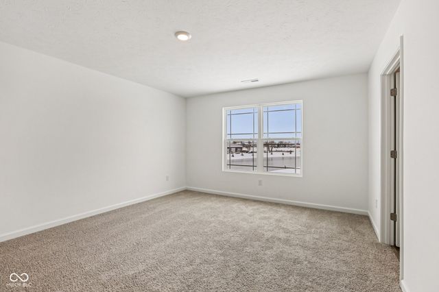 60 Benfield Drive, Whiteland, IN 46184