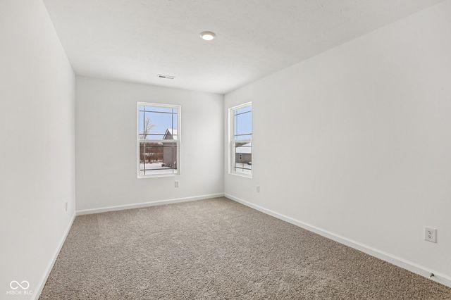 60 Benfield Drive, Whiteland, IN 46184