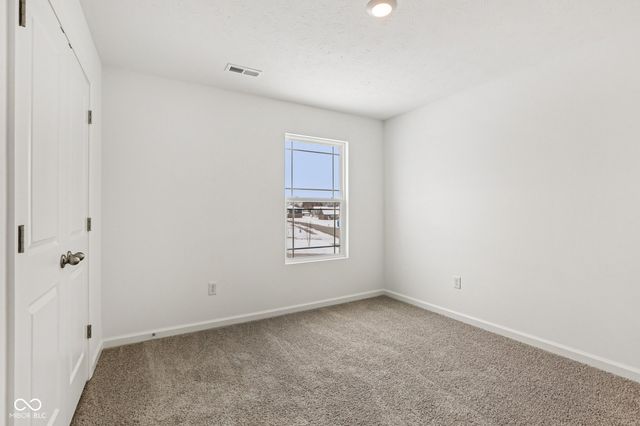 60 Benfield Drive, Whiteland, IN 46184