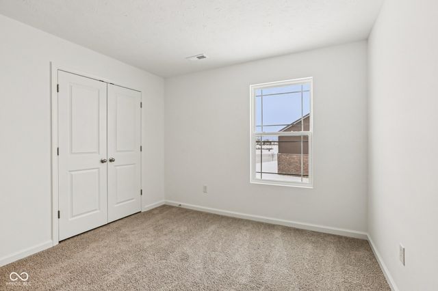 60 Benfield Drive, Whiteland, IN 46184