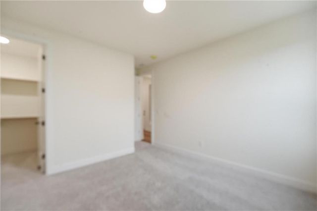 1808 Halls Creek Avenue, Raymore, MO 64083
