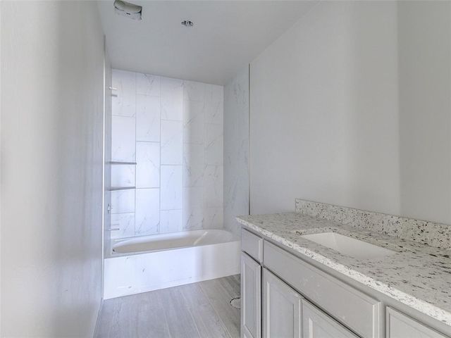 8561 Oak Tree Circle, Edmond, OK 73025