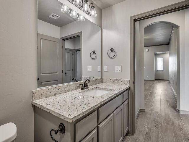 8561 Oak Tree Circle, Edmond, OK 73025