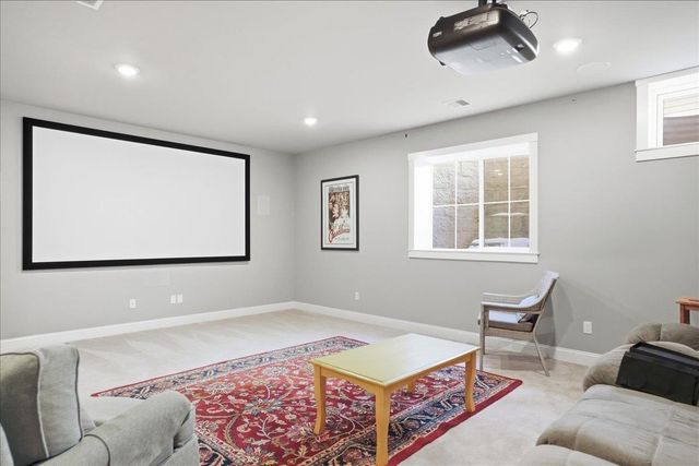 87 South Jefferson Road, South Burlington, VT 05403