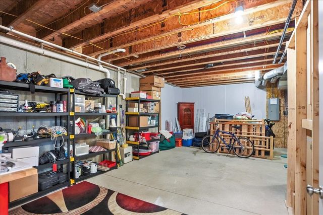 87 South Jefferson Road, South Burlington, VT 05403