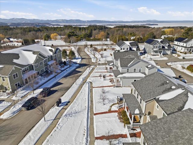 87 South Jefferson Road, South Burlington, VT 05403