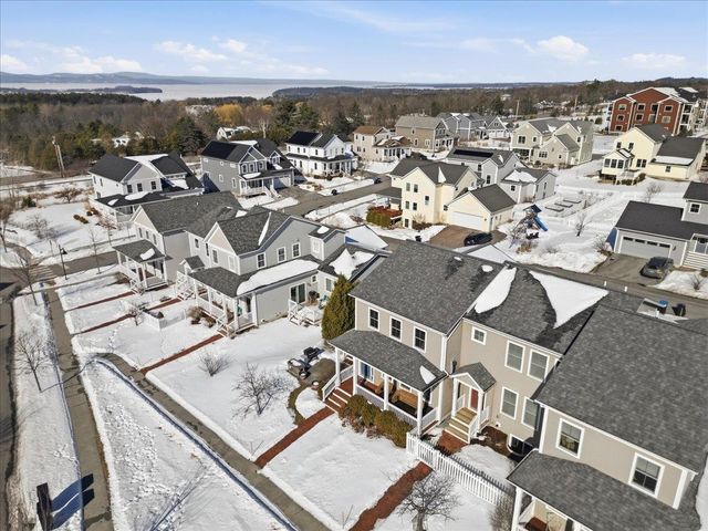 87 South Jefferson Road, South Burlington, VT 05403