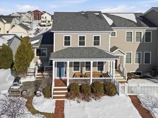 87 South Jefferson Road, South Burlington, VT 05403