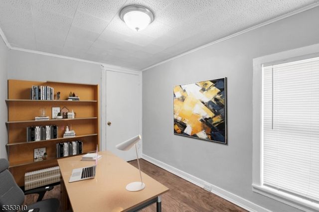 40 Main St, Glen Gardner Boro, NJ 08826