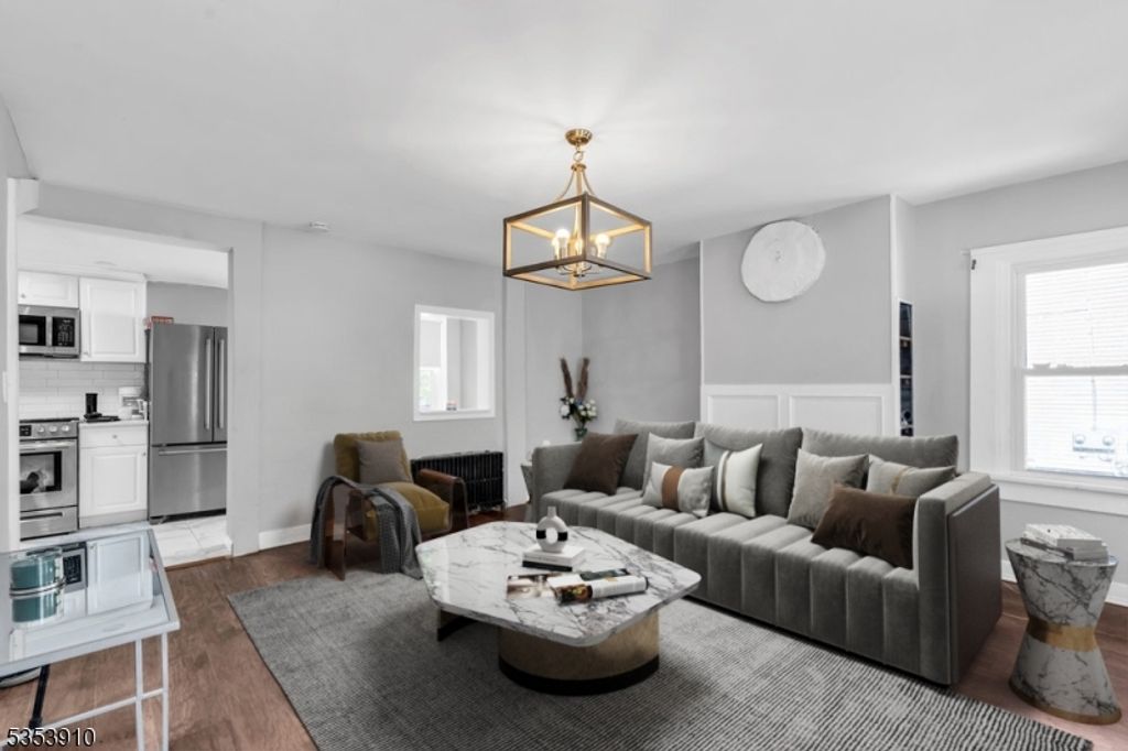 Image 2 of property listing at 40 Main St, Glen Gardner Boro, NJ 08826