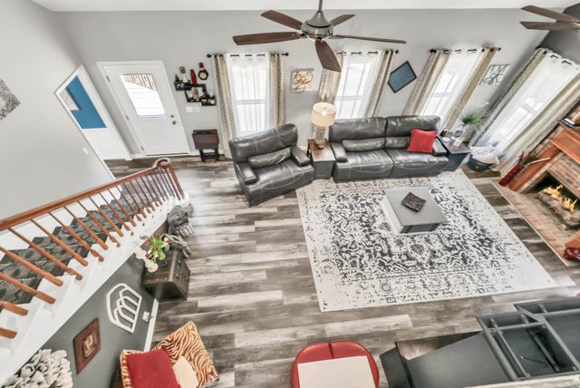 200 Plantation Ct, Dickson, TN 37055